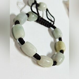 jade bracelet